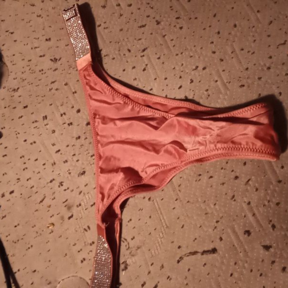 Panties - Picture 12 of 16
